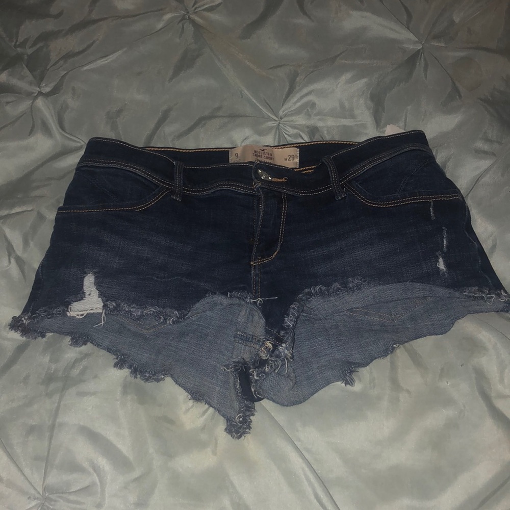 Low rise denim shorts